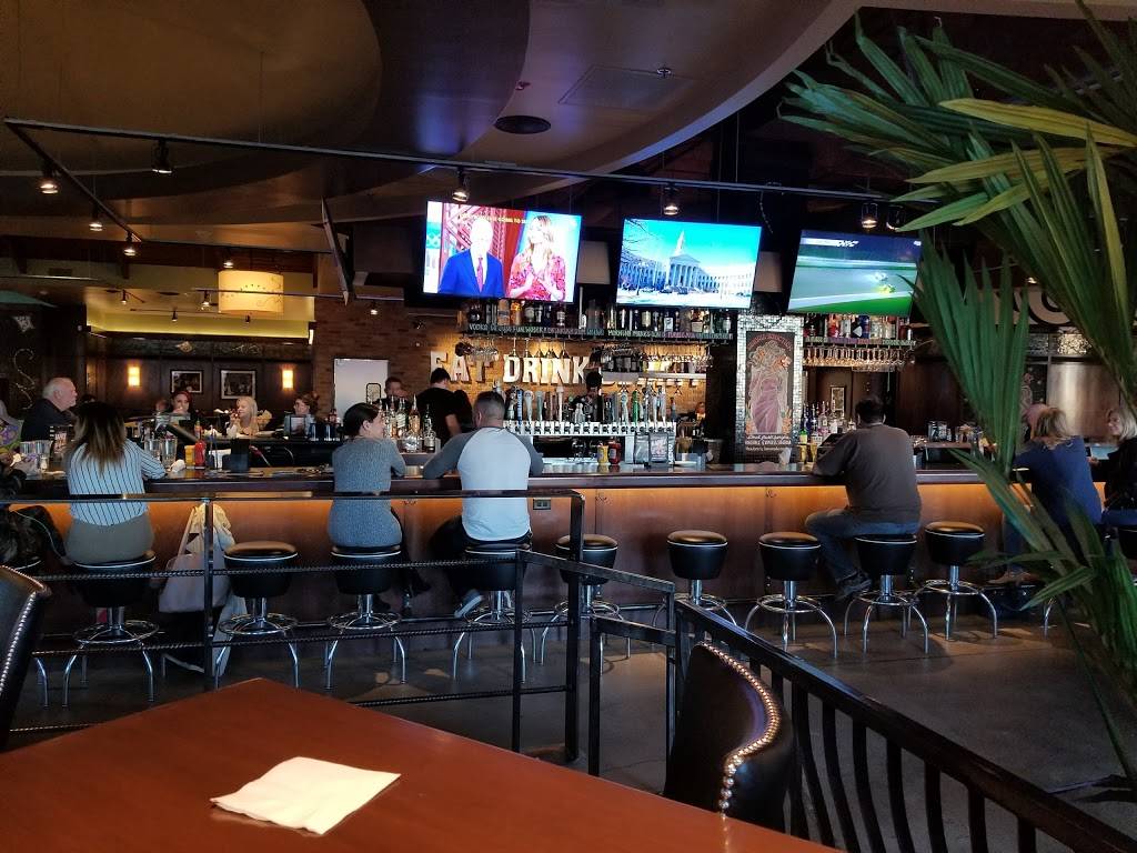 Bar Louie - Belmar | 7111 W Alaska Dr, Lakewood, CO 80226, USA