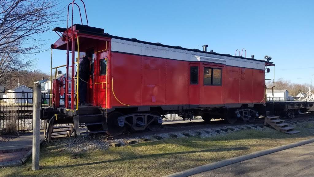 Over the Rail Diner | restaurant | 402 Center St, Dennison, OH 44621, USA | 7406734077 OR +1 740-673-4077