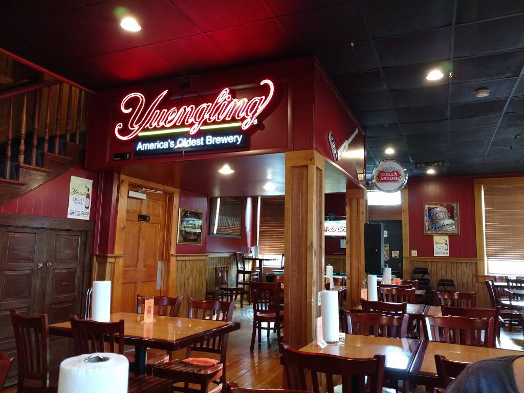Beanie's Bar & Grill 78 W Main St, Mount Joy, PA 17552, USA