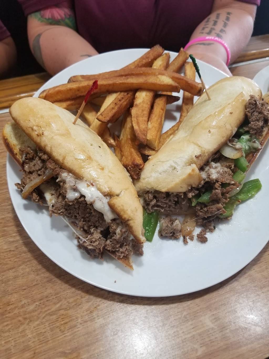 Rachels On 16th | restaurant | 86 16th St, Wheeling, WV 26003, USA | 3048305891 OR +1 304-830-5891