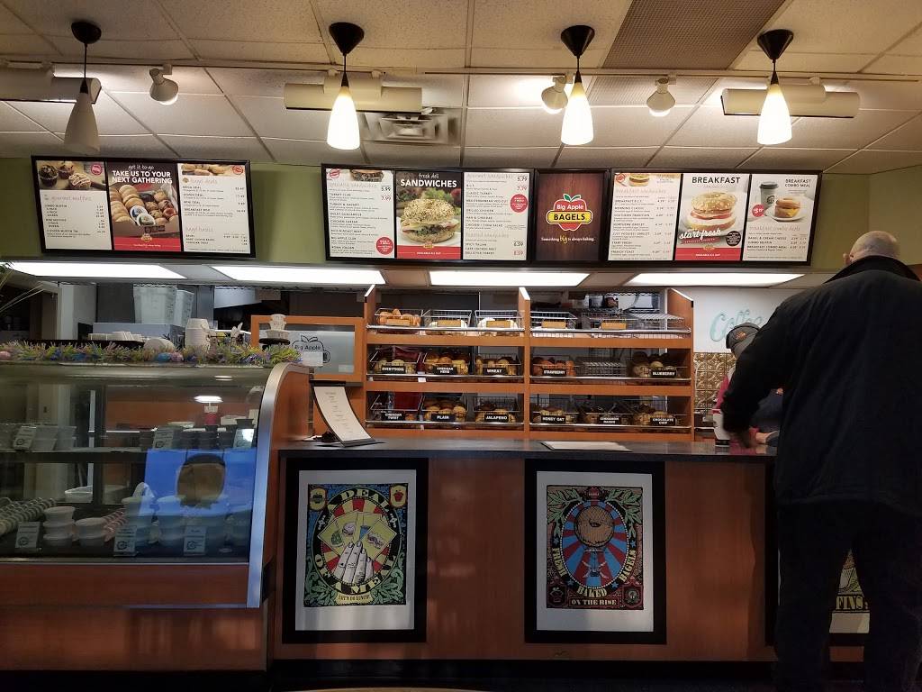 Big Apple Bagels | bakery | 3341 W State St, Grand Island, NE 68803, USA | 3083893720 OR +1 308-389-3720