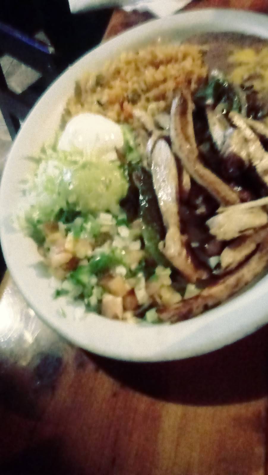 El Jacalito | restaurant | 127 E Cedar Creek Pkwy, Seven Points, TX 75143, USA | 9034324808 OR +1 903-432-4808
