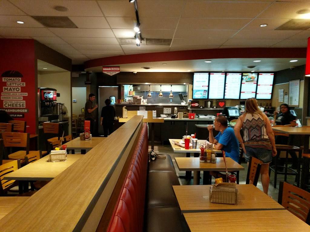 Smashburger | restaurant | 9696 E Arapahoe Rd, Greenwood Village, CO 80112, USA | 3038581222 OR +1 303-858-1222