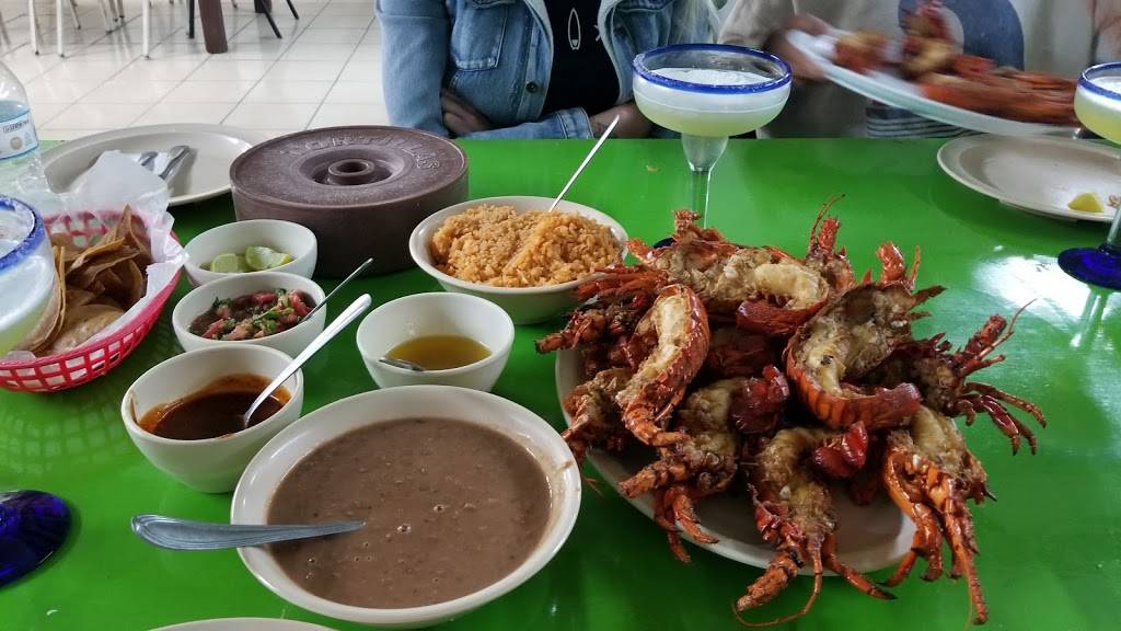 Vista al Mar #3 | restaurant | Puerto Nuevo, Baja California, Mexico | 016616141687 OR +52 661 614 1687
