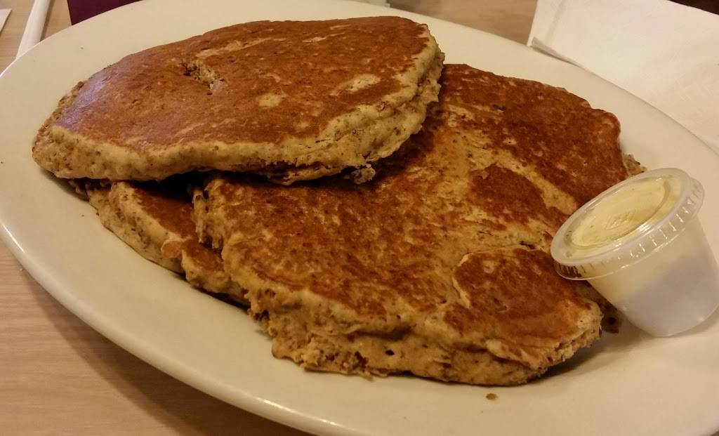 Ashley Diner & Cafe | restaurant | 236 Egypt Rd, Norristown, PA 19403, USA | 6105394100 OR +1 610-539-4100