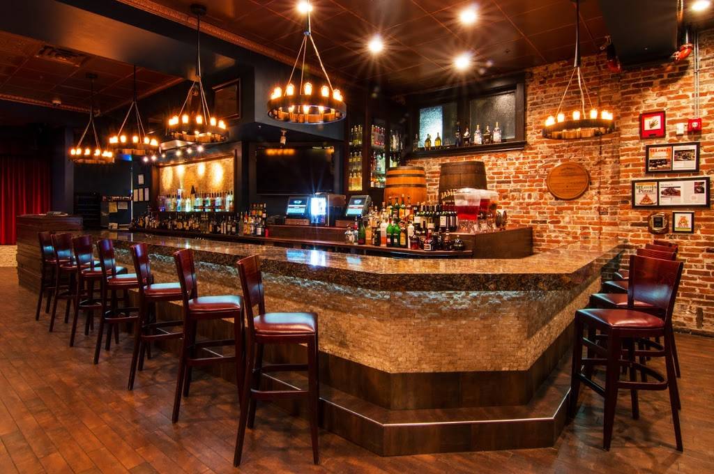 Quintessential Dining and Nightlife | night club | 149 N Main St, St Charles, MO 63301, USA | 6364432211 OR +1 636-443-2211