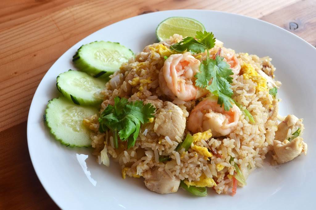 Charm Thai Cuisine | restaurant | 30313 Canwood St Unit 34-35, Agoura Hills, CA 91301, USA | 8186996716 OR +1 818-699-6716