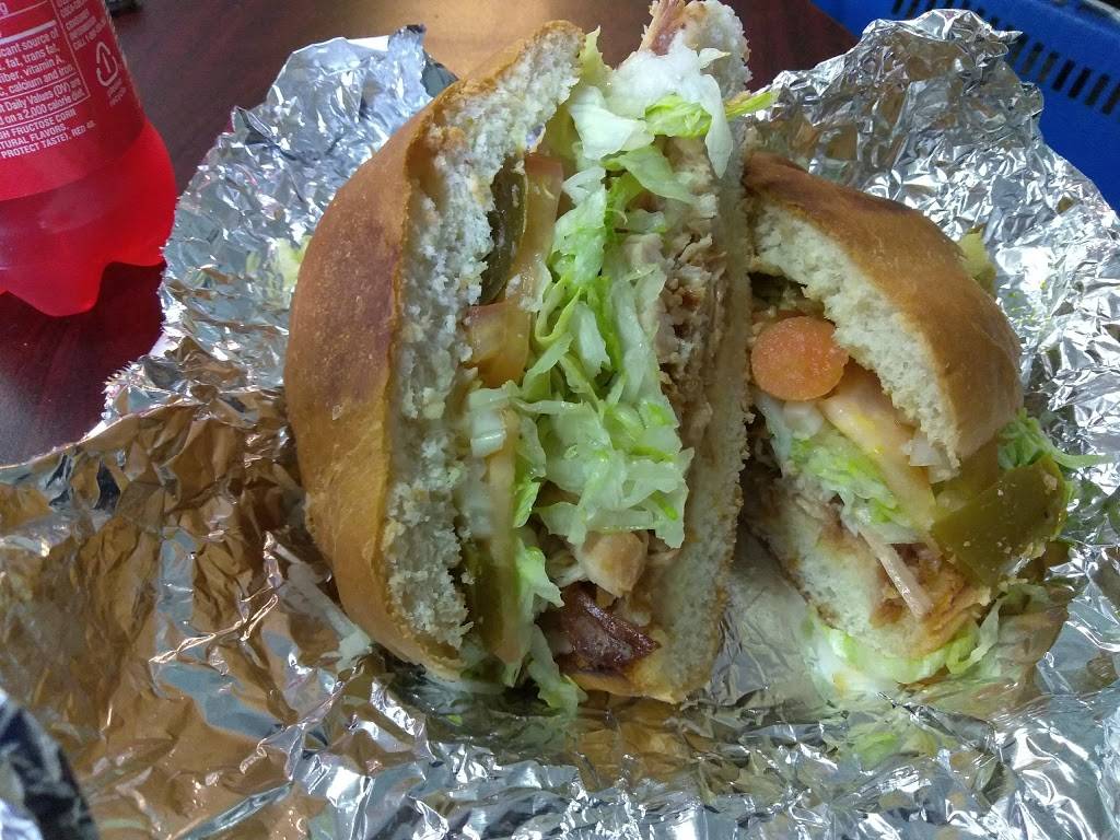 Garcia Plaza Bakery | bakery | 2 S Pine St, Fellsmere, FL 32948, USA | 7725718880 OR +1 772-571-8880