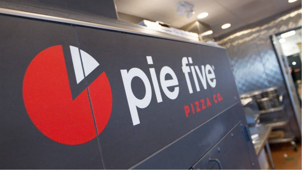 Pie Five Pizza | meal takeaway | 2500 Iowa St, Lawrence, KS 66046, USA | 7855517170 OR +1 785-551-7170