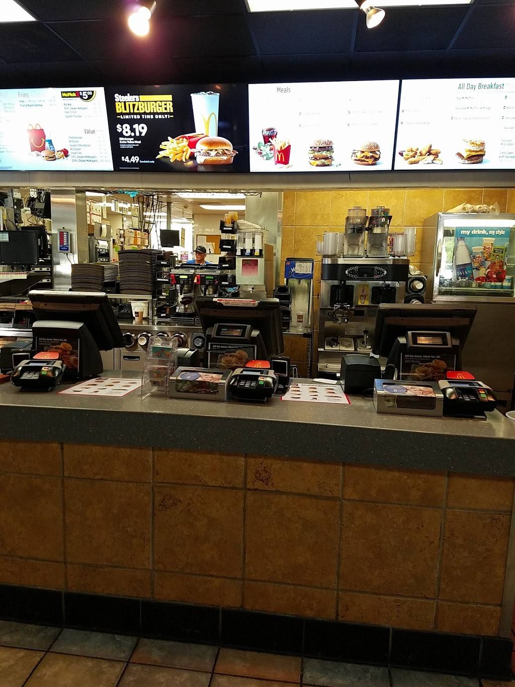 McDonalds | cafe | 2100 Washington Pike, Heidelberg, PA 15106, USA | 4122794432 OR +1 412-279-4432