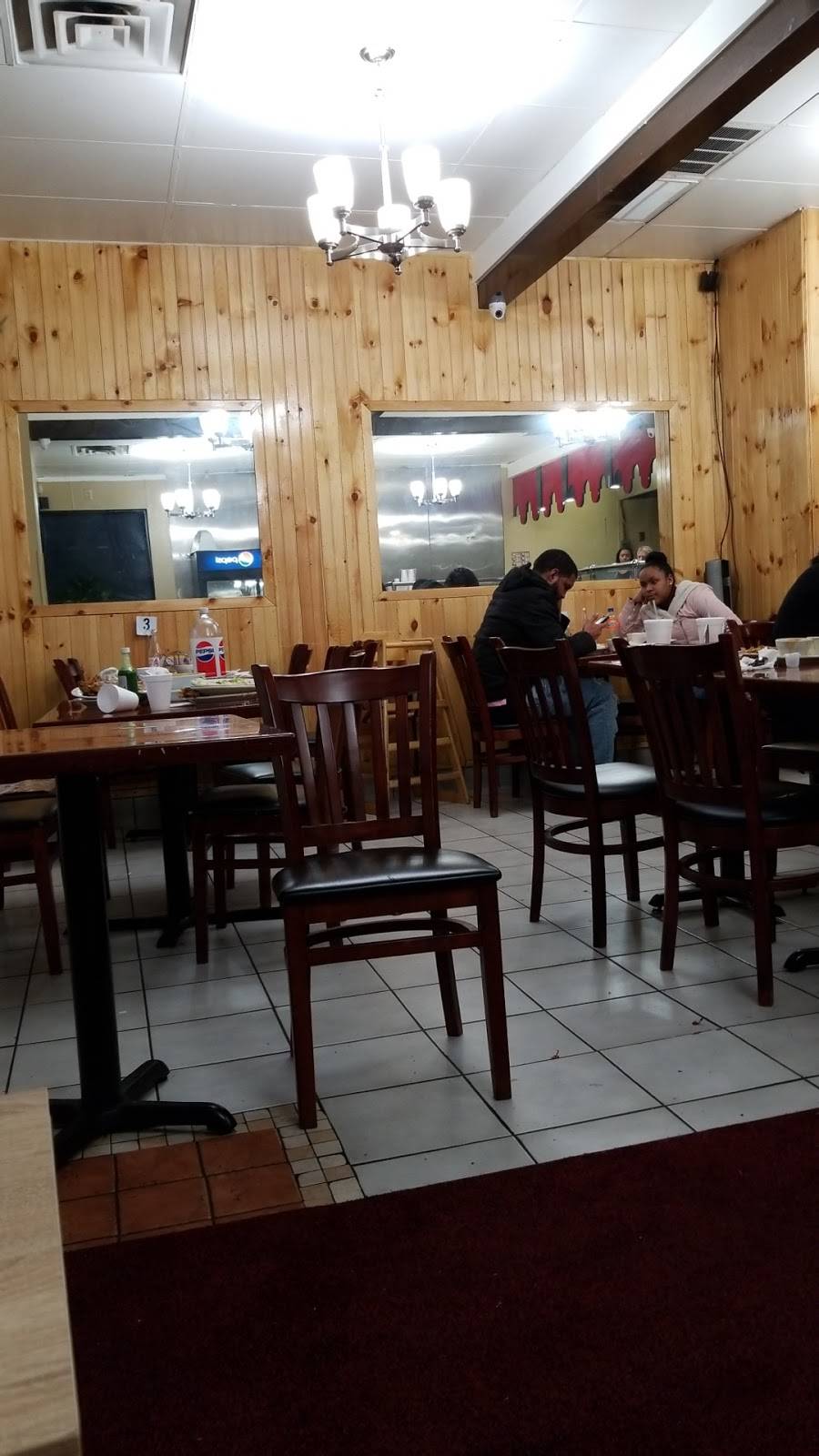 La Isla | restaurant | 240 E Broad St, West Hazleton, PA 18202, USA | 5704530570 OR +1 570-453-0570