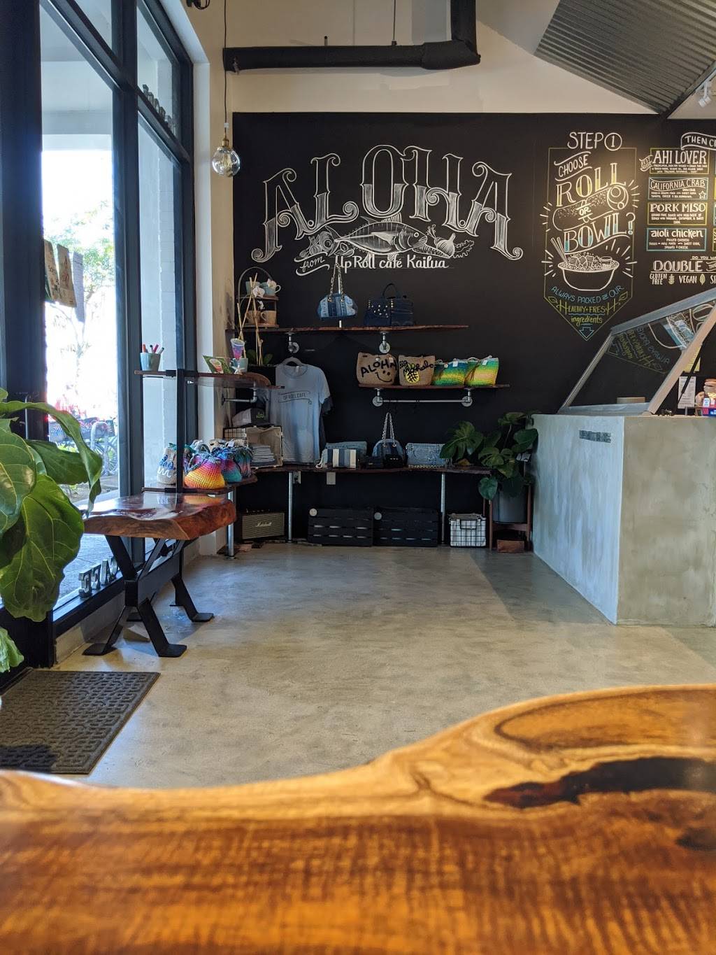 Up Roll Cafe | restaurant | 573 Kailua Rd, Kailua, HI 96734, USA | 8082627002 OR +1 808-262-7002