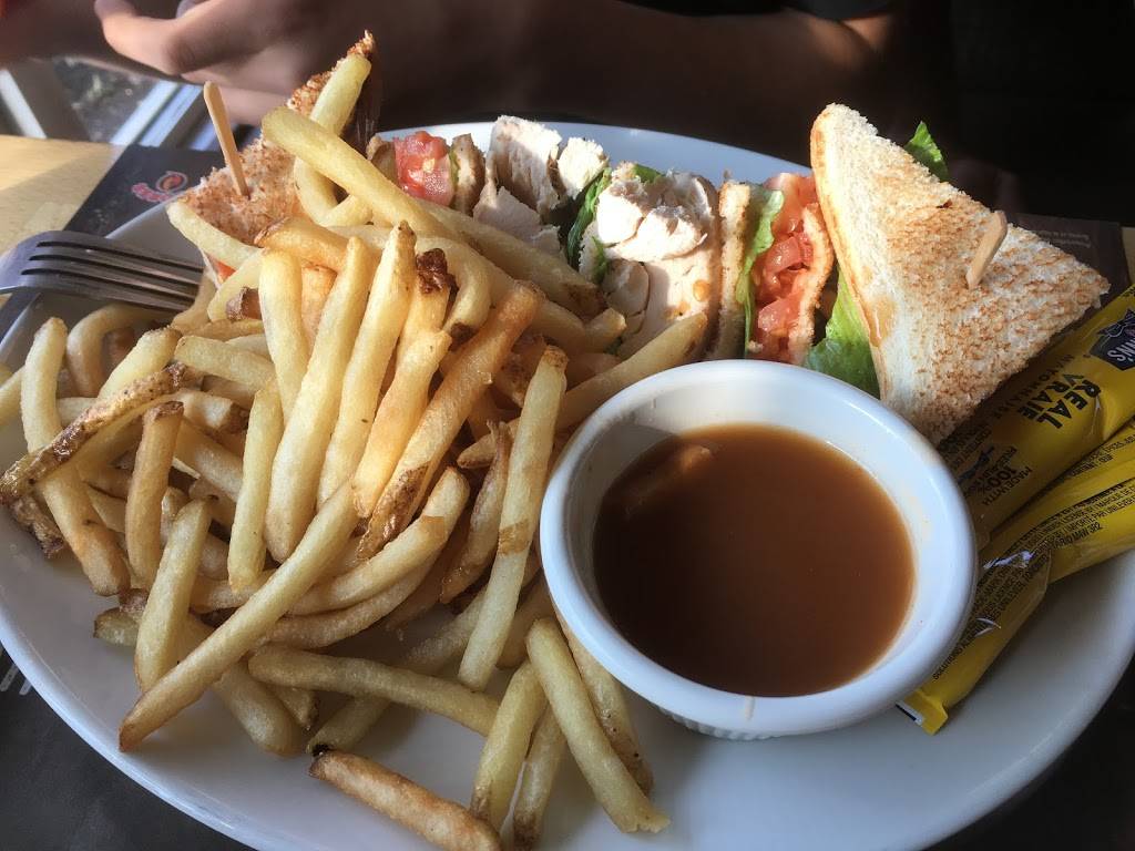Rôtisserie Scores | restaurant | 3370 Boulevard Saint-Martin O, Laval, QC H7T 1A1, Canada | 4506866060 OR +1 450-686-6060