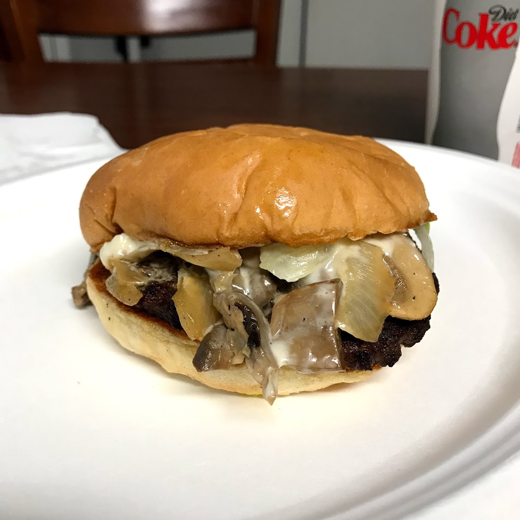 Big Daddys Eatery | restaurant | 312 TX-124, Winnie, TX 77665, USA | 4092969999 OR +1 409-296-9999