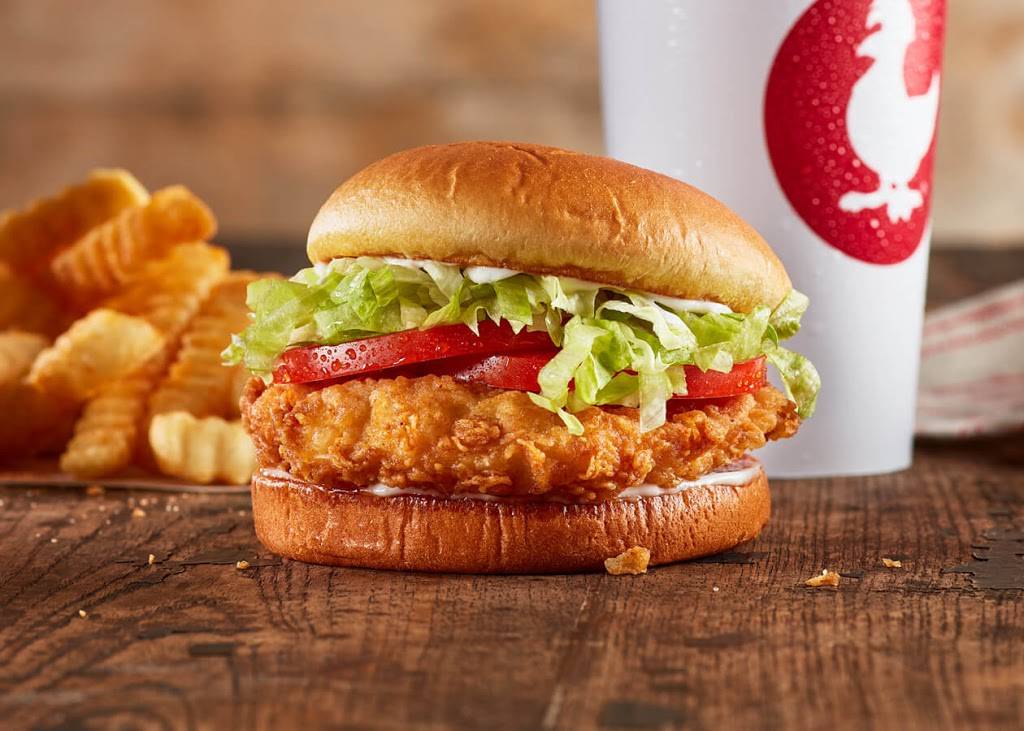 Zaxbys Chicken Fingers & Buffalo Wings | restaurant | 2540 N Main St, Crossville, TN 38555, USA | 9314568500 OR +1 931-456-8500