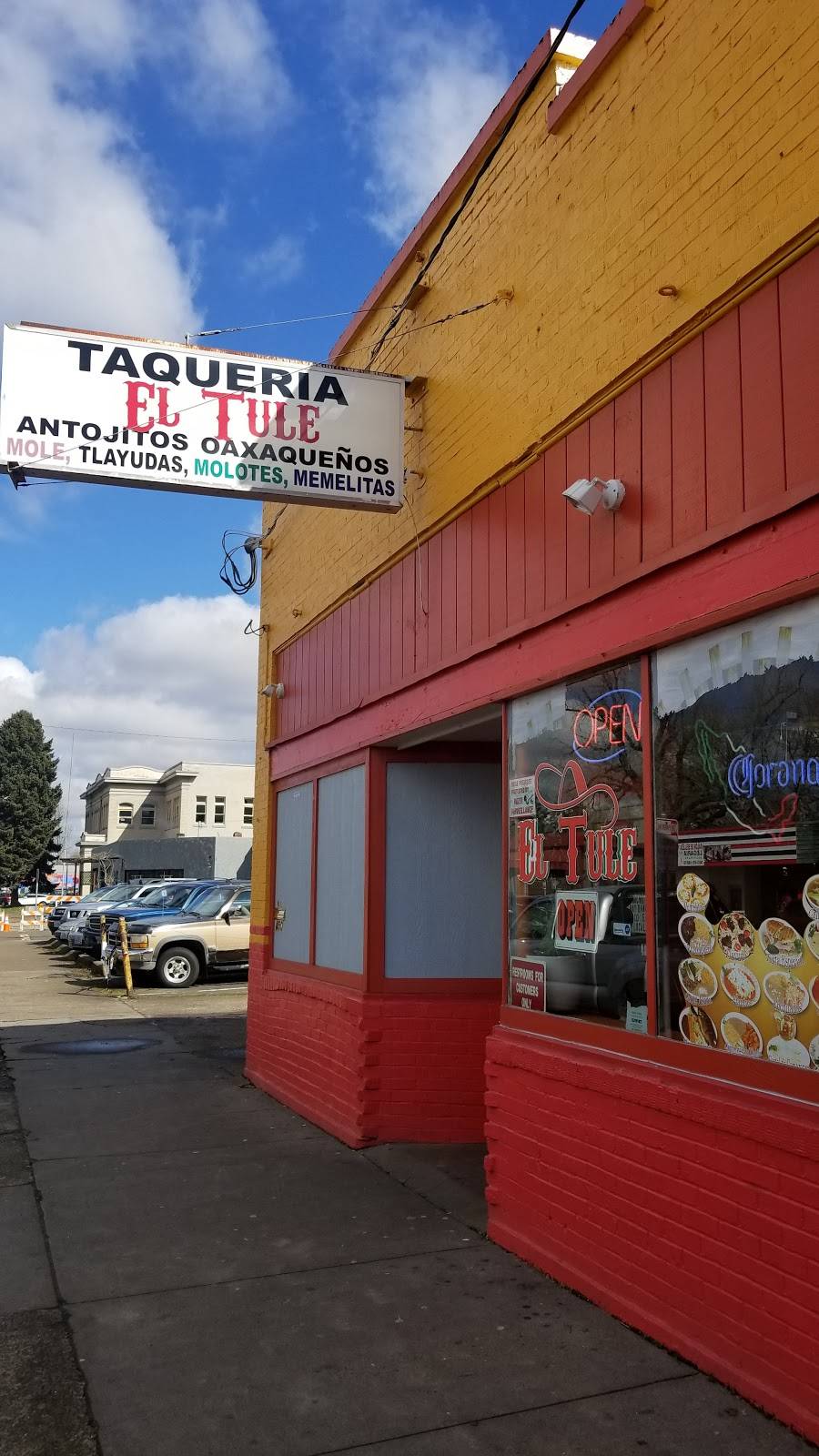 El Tule Taqueria | restaurant | 450 N 1st St, Woodburn, OR 97071, USA | 5039819000 OR +1 503-981-9000