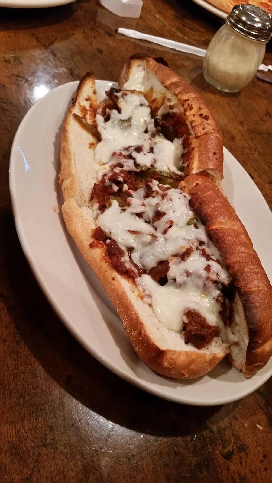 Luigis | cafe | 2213 W Ferguson Rd, Mt Pleasant, TX 75455, USA | 9035779701 OR +1 903-577-9701