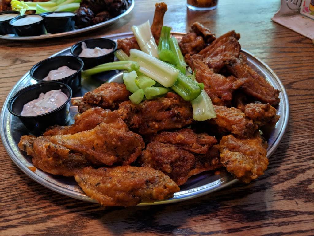 Wild Wing Cafe | cafe | 1188 Fording Island Rd, Bluffton, SC 29910, USA | 8438379453 OR +1 843-837-9453