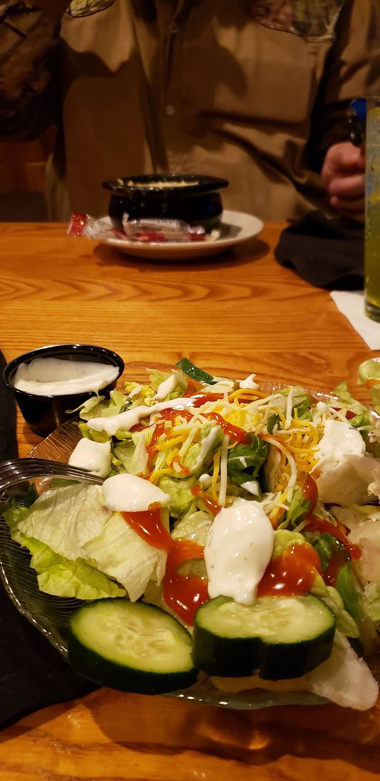 Russells On the Lake | restaurant | 111 Jefferson Blvd, Big Lake, MN 55309, USA | 7632636111 OR +1 763-263-6111