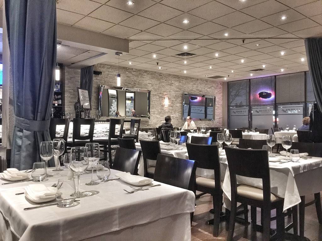 La Risata | restaurant | 2777 Steeles Ave W, North York, ON M3J 3K5, Canada | 4166654372 OR +1 416-665-4372