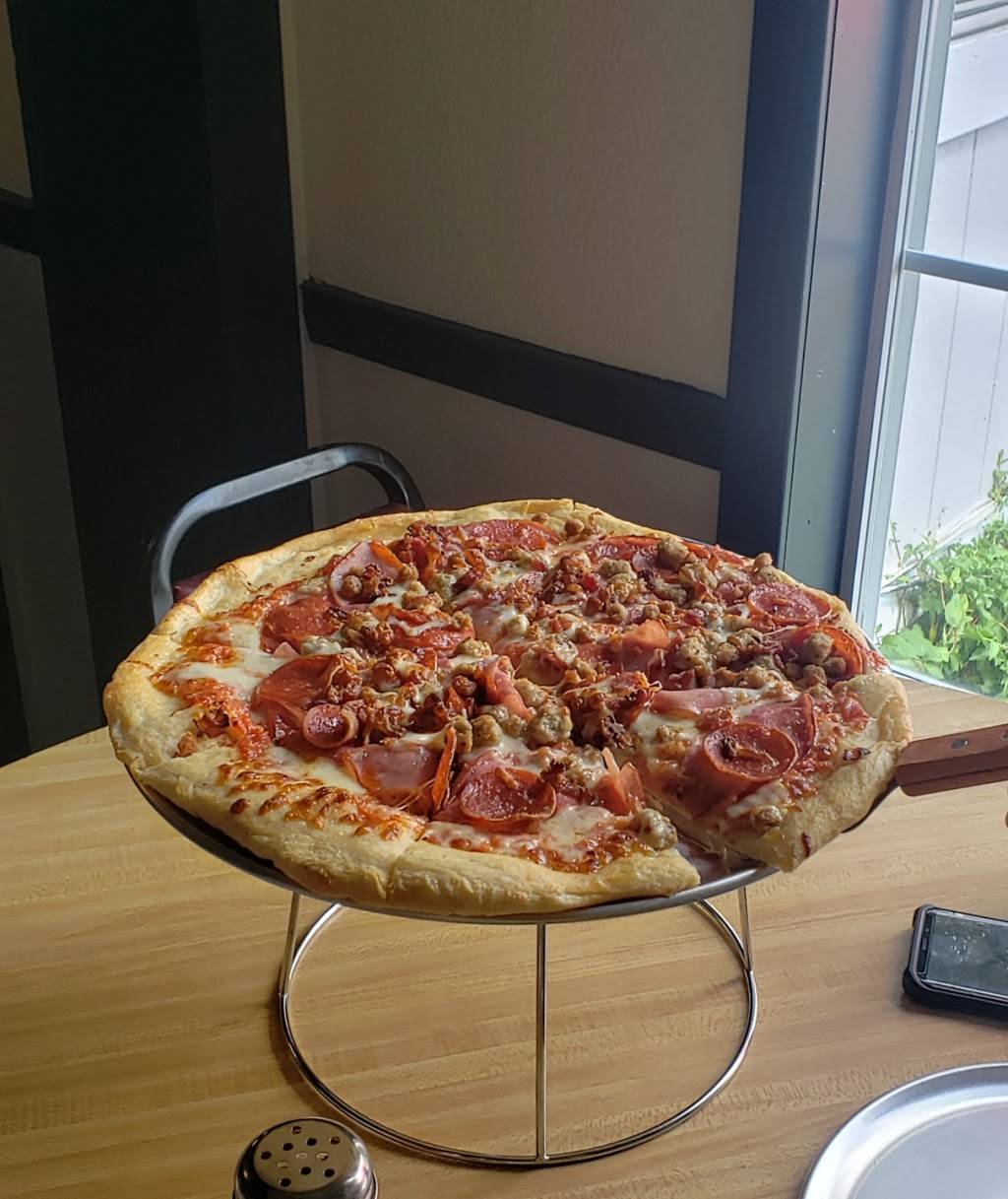 Maroni’s pizza Restaurant 127 Kanz Dr, Canyon Lake, TX 78132, USA