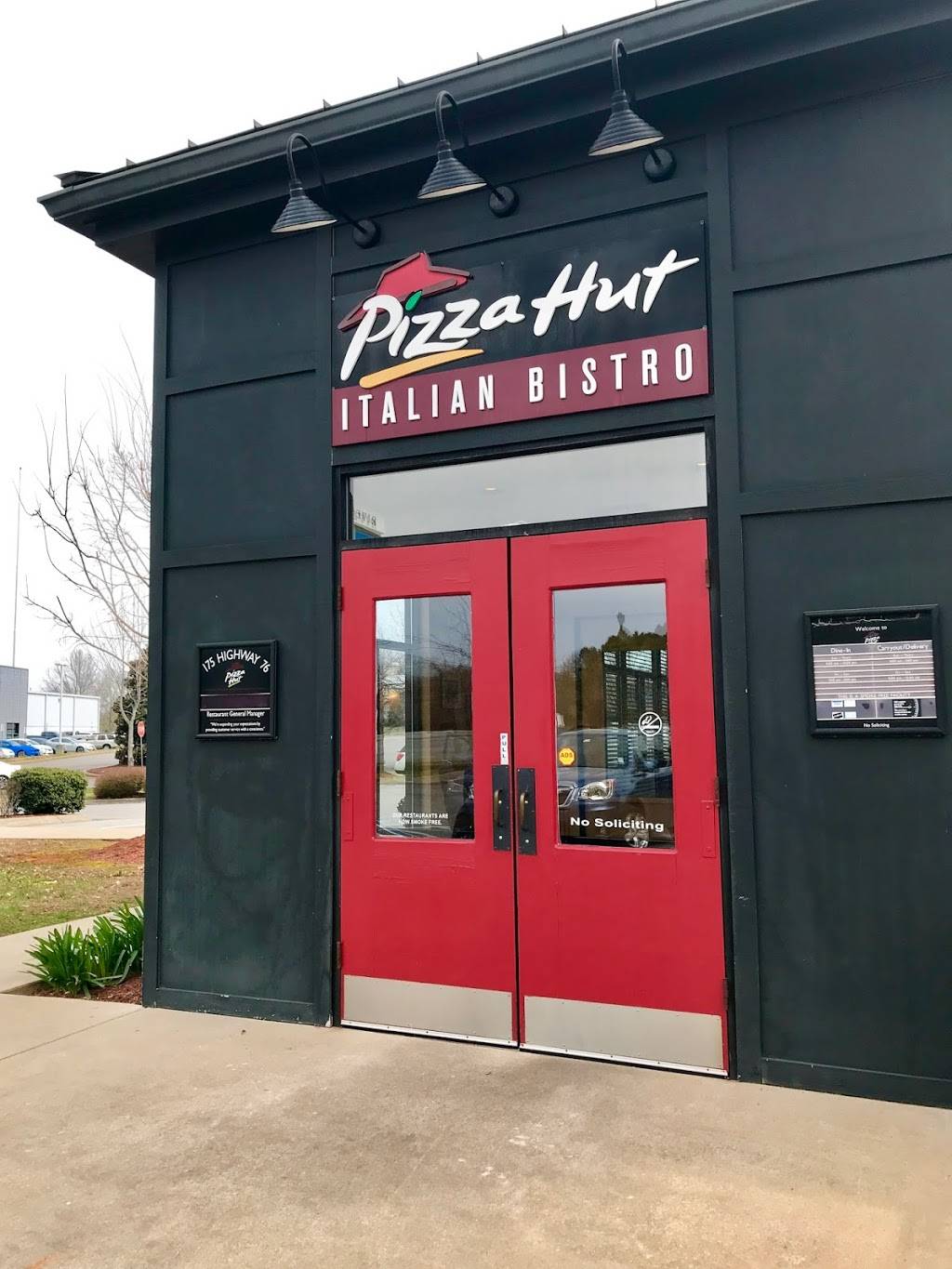 Pizza Hut | meal takeaway | 175 TN-76, Clarksville, TN 37043, USA | 9316473333 OR +1 931-647-3333