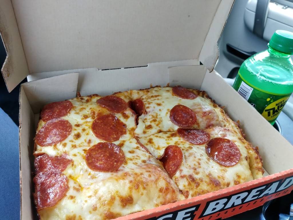 Little Caesars Pizza | meal takeaway | 925 Veterans Blvd, Donaldsonville, LA 70346, USA | 2254732122 OR +1 225-473-2122