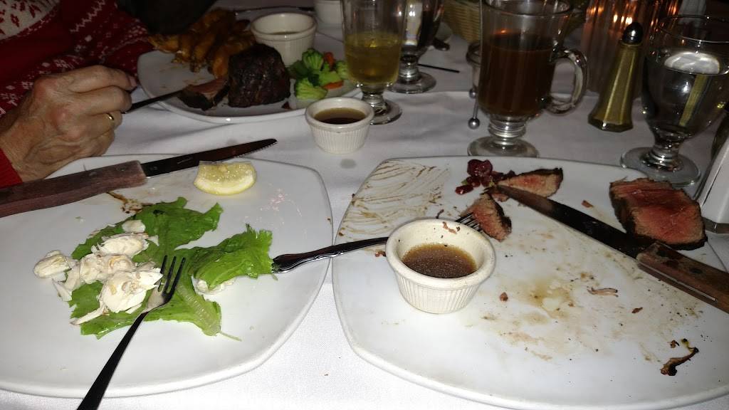 Inn At Maple Grove | restaurant | 2165 State St, Alburtis, PA 18011, USA | 6106824346 OR +1 610-682-4346