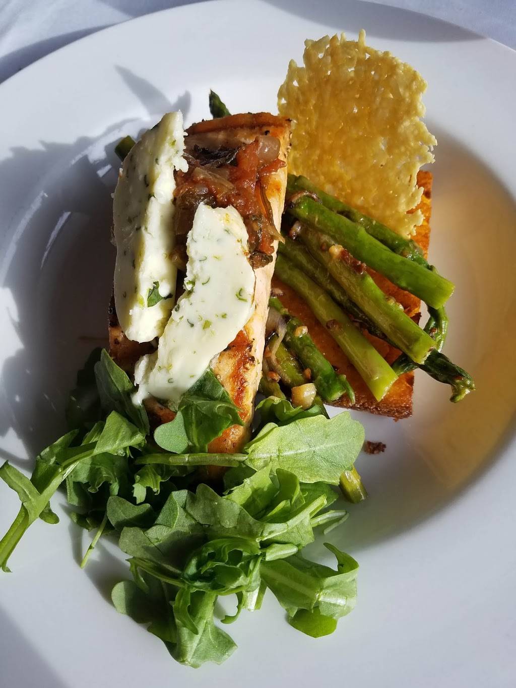 Les Bourgeois Vineyards Blufftop Bistro | restaurant | 14020 W Hwy Bb, Rocheport, MO 65279, USA | 8006901830 OR +1 800-690-1830
