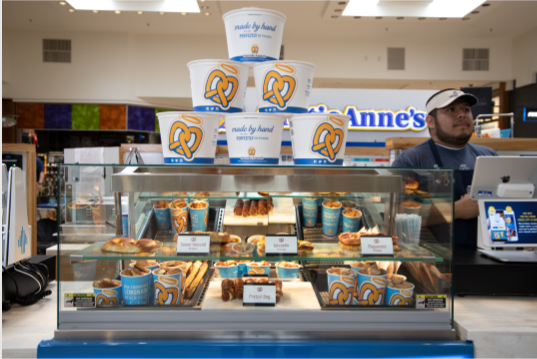 Auntie Annes | bakery | 2600 Beach Blvd space 88, Biloxi, MS 39531, USA | 2283883805 OR +1 228-388-3805