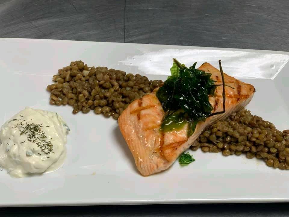 Mazi Greek Cuisine | restaurant | 614 Penn Ave, West Reading, PA 19611, USA | 6103965143 OR +1 610-396-5143