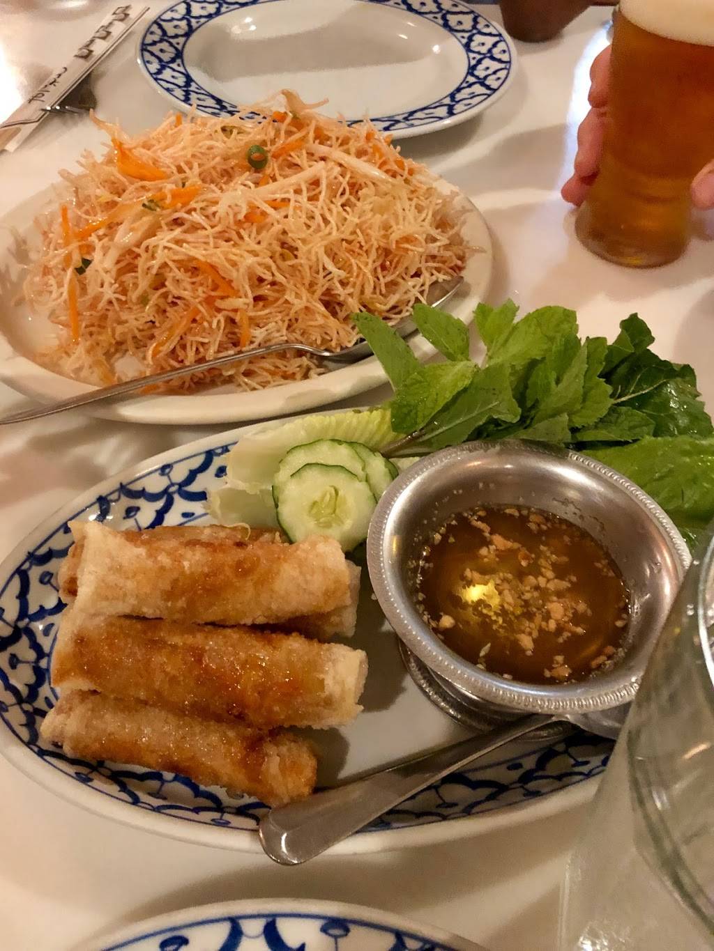 Saengs Thai Cuisine | restaurant | 315 Hahani St, Kailua, HI 96734, USA | 8082639727 OR +1 808-263-9727
