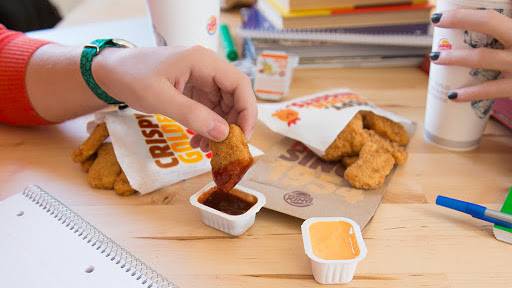 Burger King | restaurant | 324 E Jefferson Blvd, Fort Wayne, IN 46802, USA | 2604269097 OR +1 260-426-9097