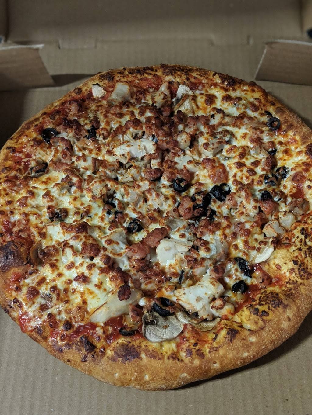 Paradise Pizza & Wings | restaurant | 3232 Steeles Ave W #12, Concord, ON L4K 4C8, Canada | 9056697679 OR +1 905-669-7679