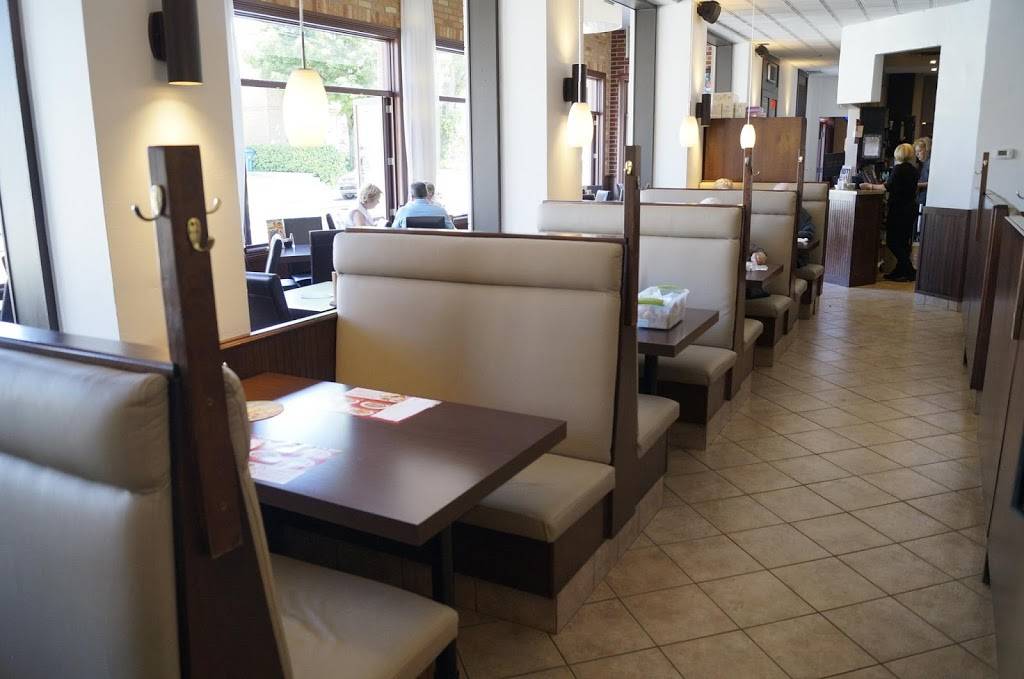 Resto-Pub Ryna | meal delivery | 1405 Ch Ste-Foy, Québec, QC G1S 2N7, Canada | 4186822439 OR +1 418-682-2439