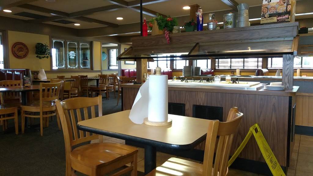 Pizza Hut Meal takeaway 941 W South Blvd, Montgomery, AL 36108, USA