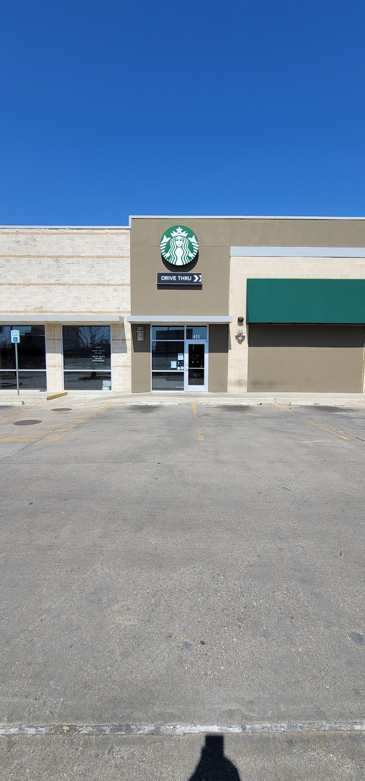 Starbucks | cafe | 411 E Quincy St, San Antonio, TX 78215, USA | 2102239958 OR +1 210-223-9958