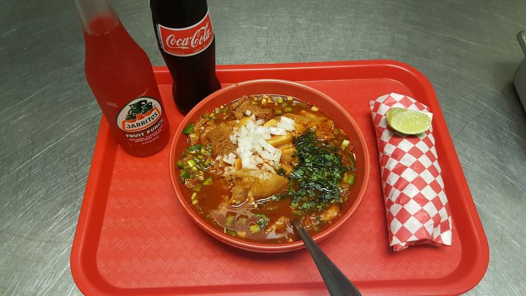 Linas | Mexican Restaurant | restaurant | 3570 N Woodlawn St, Wichita, KS 67220, USA | 3164403227 OR +1 316-440-3227