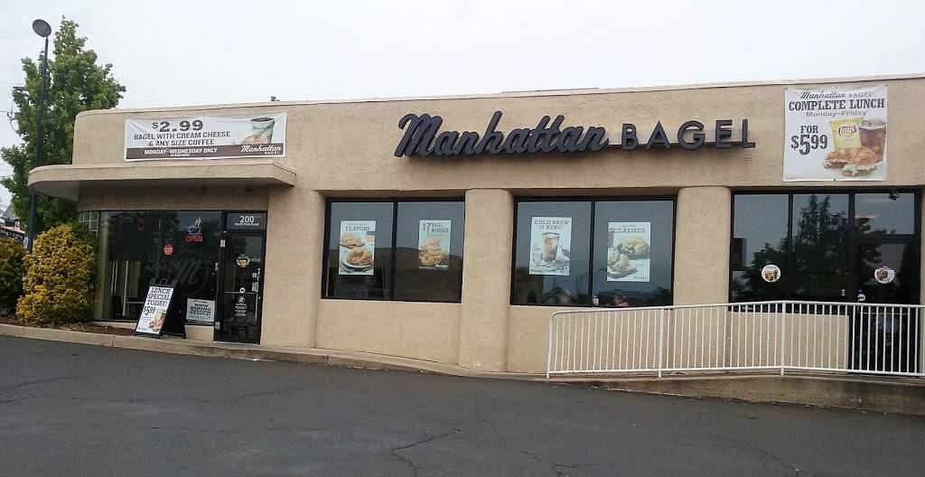 Manhattan Bagel | cafe | 200 S York Rd, Willow Grove, PA 19090, USA | 2156580144 OR +1 215-658-0144