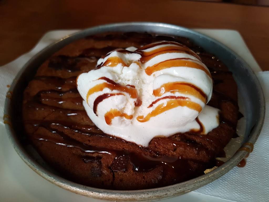 Boston Pizza | restaurant | 7680 Markham Rd, Markham, ON L3S 3K1, Canada | 9052010477 OR +1 905-201-0477