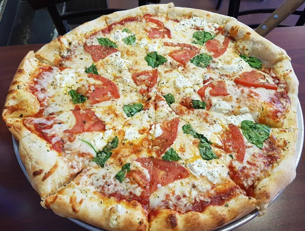 The Hooch | restaurant | 16 Chattahoochee Strasse, Helen, GA 30545, USA | 7068780031 OR +1 706-878-0031