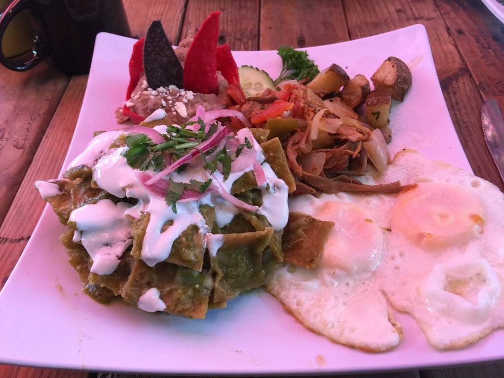 Hacienda Corralito | restaurant | Calle Colinas de Downey 262, Colinas del Mar, 22760 El Sauzal, B.C., Mexico | 016462186460 OR +52 646 218 6460