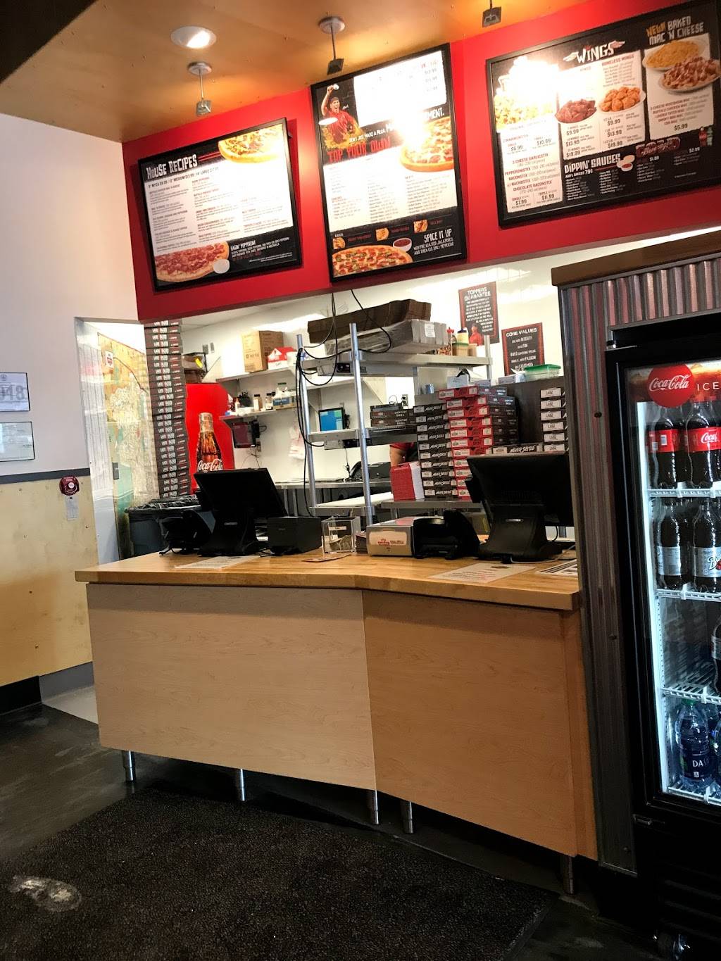 Toppers Pizza | meal delivery | 6676 Richmond Hwy, Alexandria, VA 22306, USA | 7037687849 OR +1 703-768-7849
