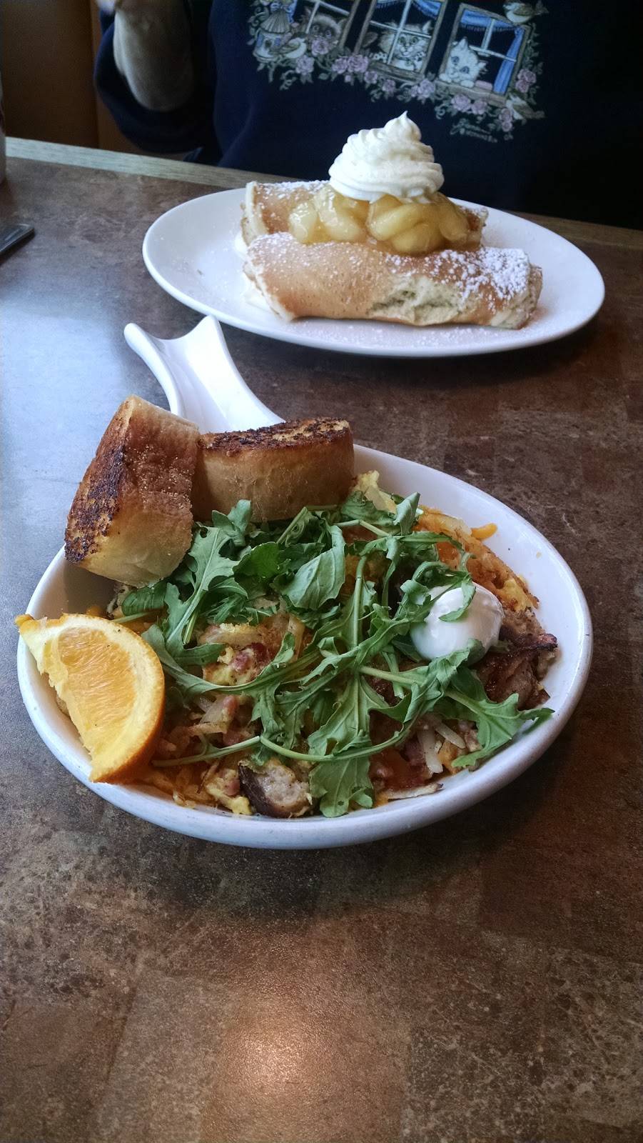Sharis Cafe and Pies | bakery | 1926 McLoughlin Blvd, Oregon City, OR 97045, USA | 5036579183 OR +1 503-657-9183