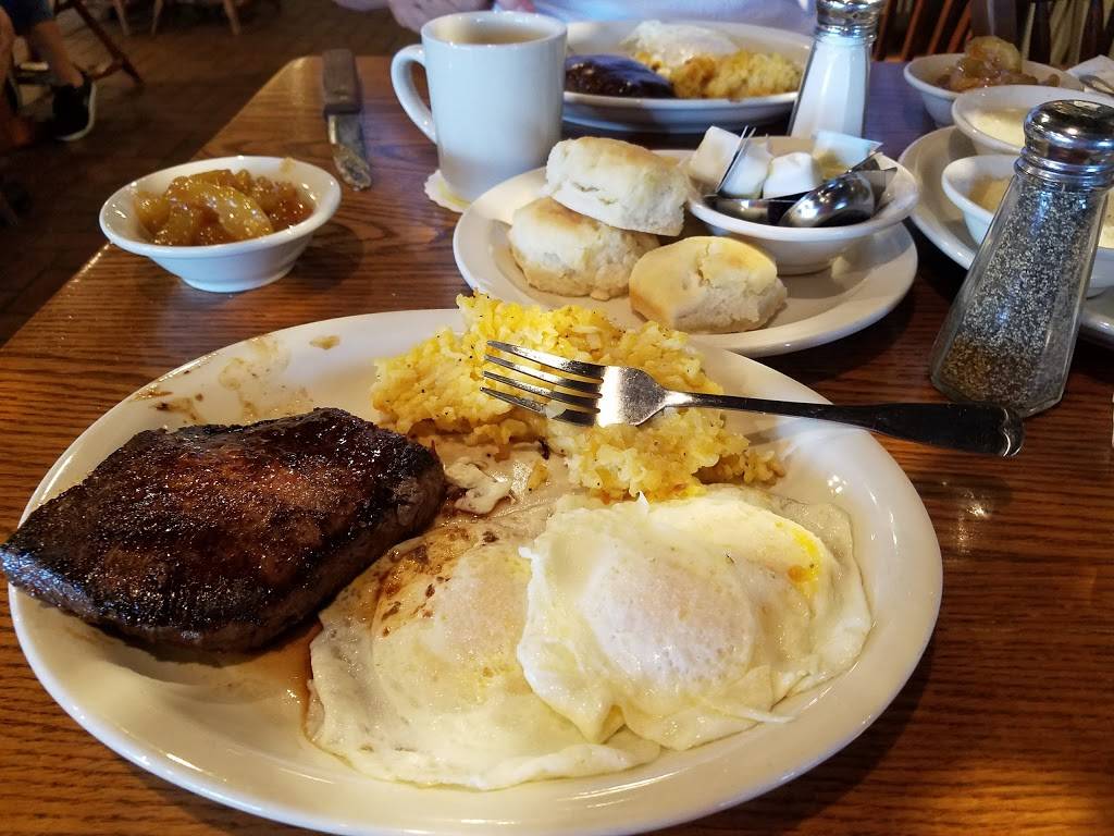 Cracker Barrel Old Country Store | restaurant | 404 Kentucky Dr, Kokomo, IN 46902, USA | 7654533075 OR +1 765-453-3075