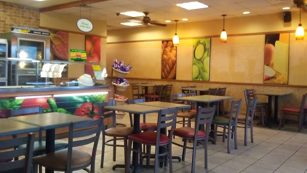 Subway Restaurants | restaurant | 1000 E Criner St, Grandview, TX 76050, USA | 8178663774 OR +1 817-866-3774