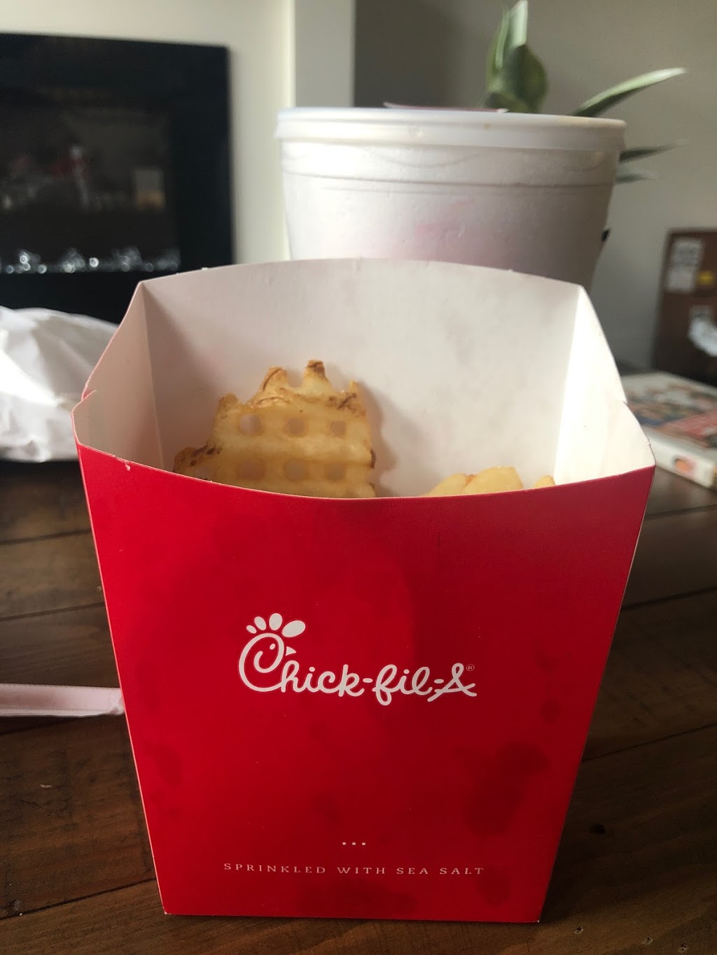 Chick-fil-A | restaurant | 3220 W Grand Ave, Chicago, IL 60651, USA | 3128573617 OR +1 312-857-3617