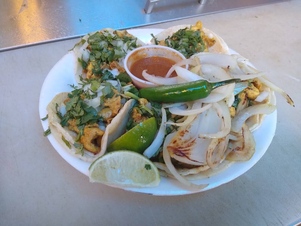 Monicas Tamales | restaurant | 21001, 21041 Cajalco Rd, Perris, CA 92570, USA | 9515914651 OR +1 951-591-4651