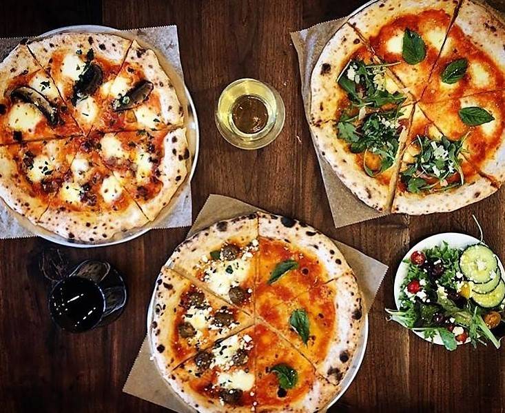Napoli Pizzeria Hillsborough | restaurant | 230 S Nash St, Hillsborough, NC 27278, USA | 9192458566 OR +1 919-245-8566