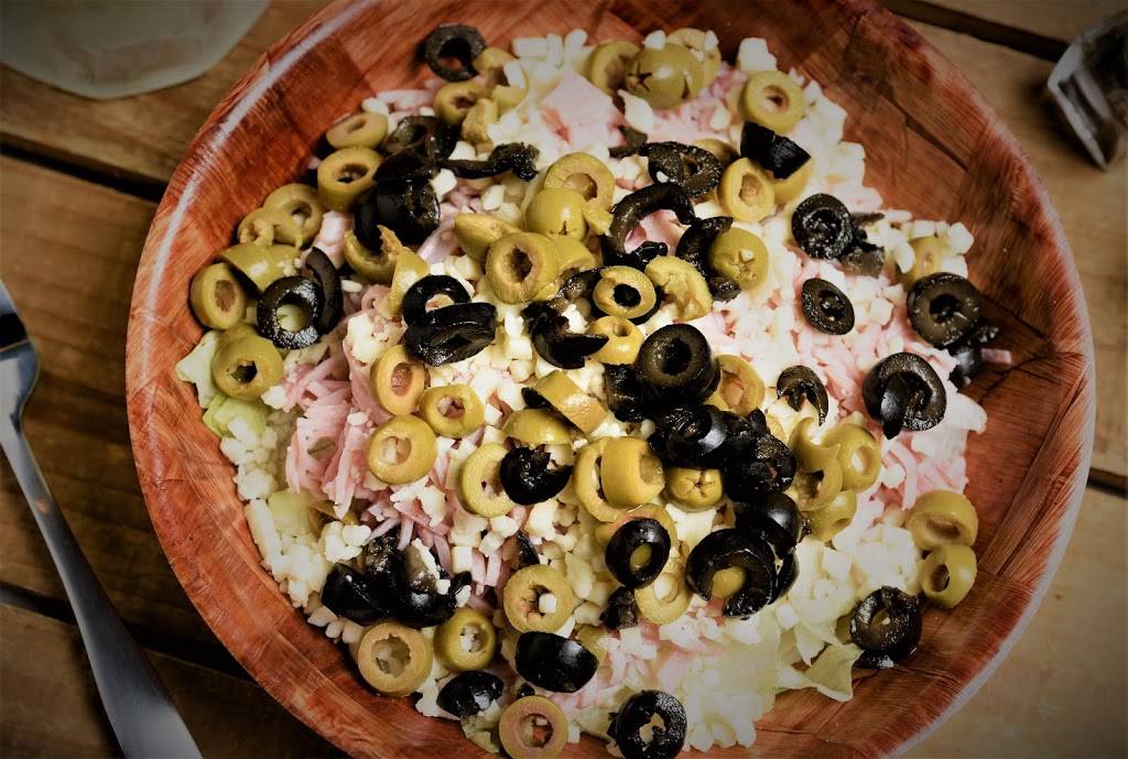 Pizzaville USA | restaurant | 114 A Derek Plaza Dr, Carencro, LA 70520, USA | 3378964757 OR +1 337-896-4757